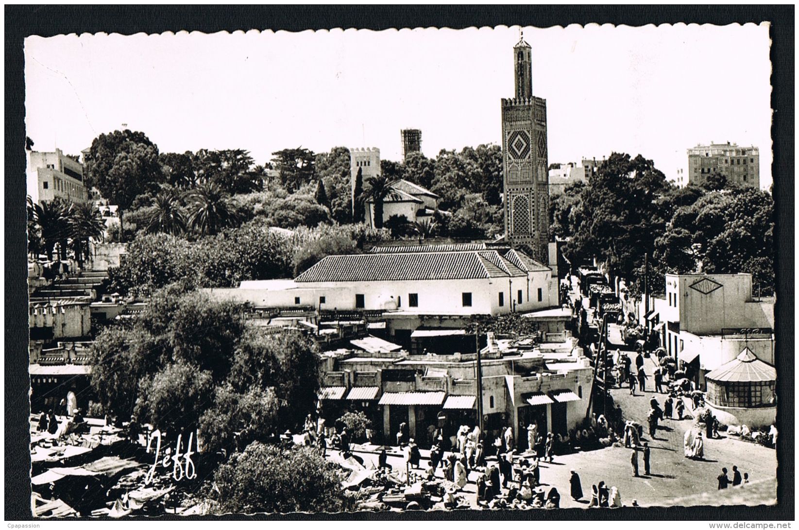 TANGER - MAROC  -La Place Du Grans Socco  - Editions JEFF N° 506- Animée - Scans Recto Verso - Tanger