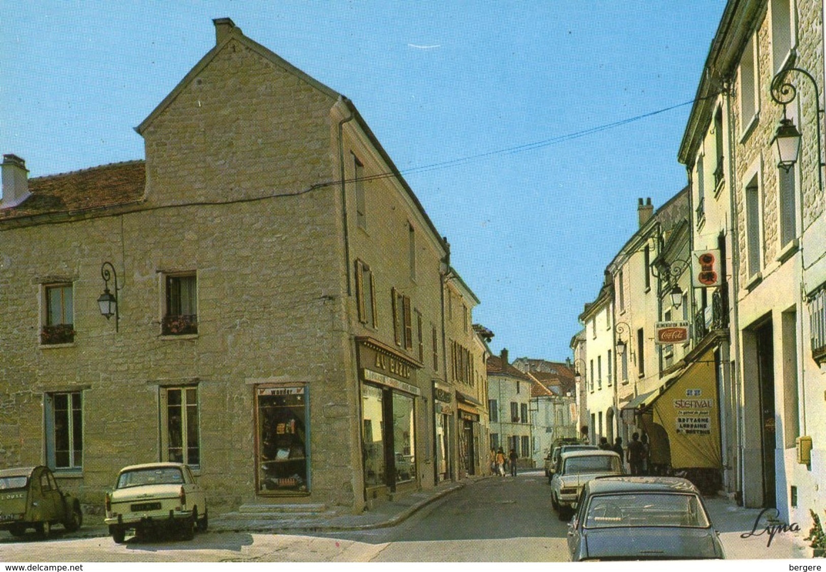 CPSM CARRIERES SUR SEINE. Rue Gabriel Péri. Voitures Anciennes. Commerces Au Bazar, Alimentation. - Carrières-sur-Seine