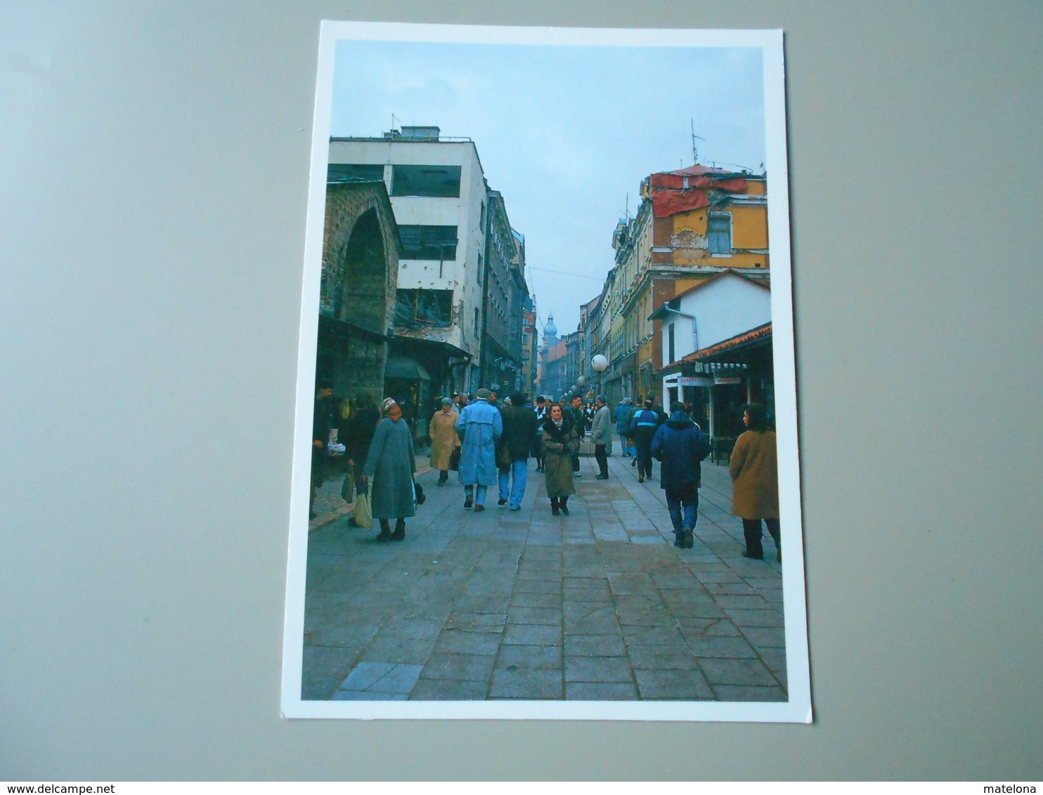 BOSNIE-HERZEGOVINE SARAJEVO STREETLIFE IN THE PEDESTRIAN ZONE - Bosnie-Herzegovine