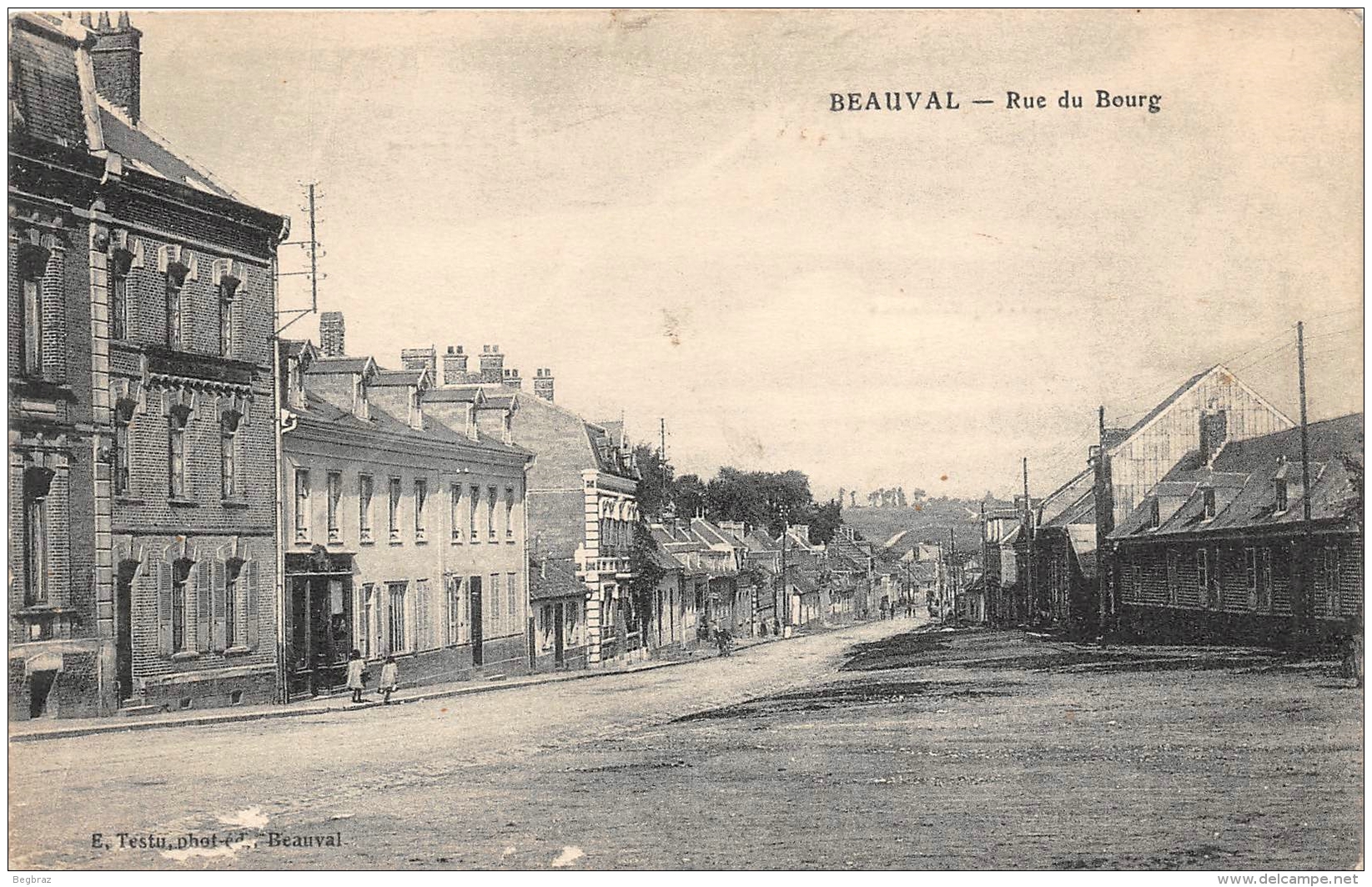 BEAUVAL     RUE DU BOURG - Beauval