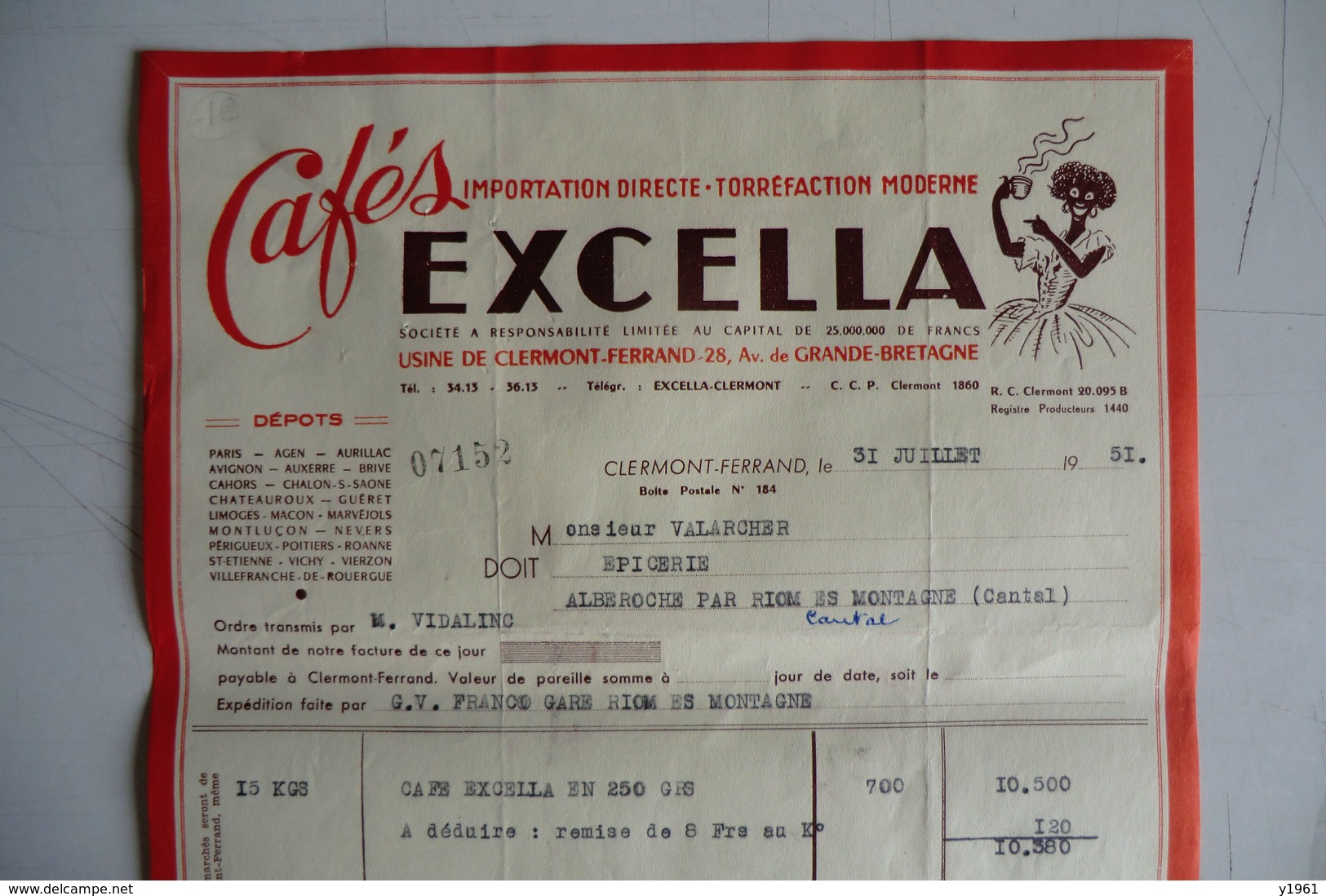 (040) FACTURES DOCUMENTS COMMERCIAUX. 63 PUY DE DOME CLERMONT FERRAND. Cafés EXCELLA. 1951. - Food