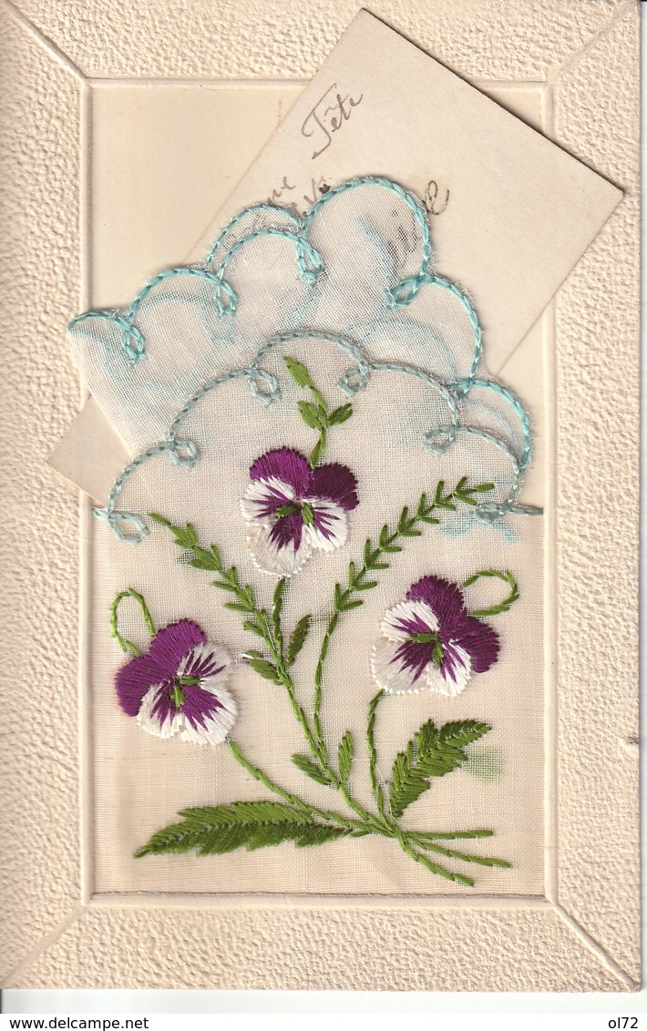 CPA - Fleurs - Fleurs Brodée Sur Tulle + Ajoutis De Carte "Ste Louise En Mouchoir Amovile - Fiori