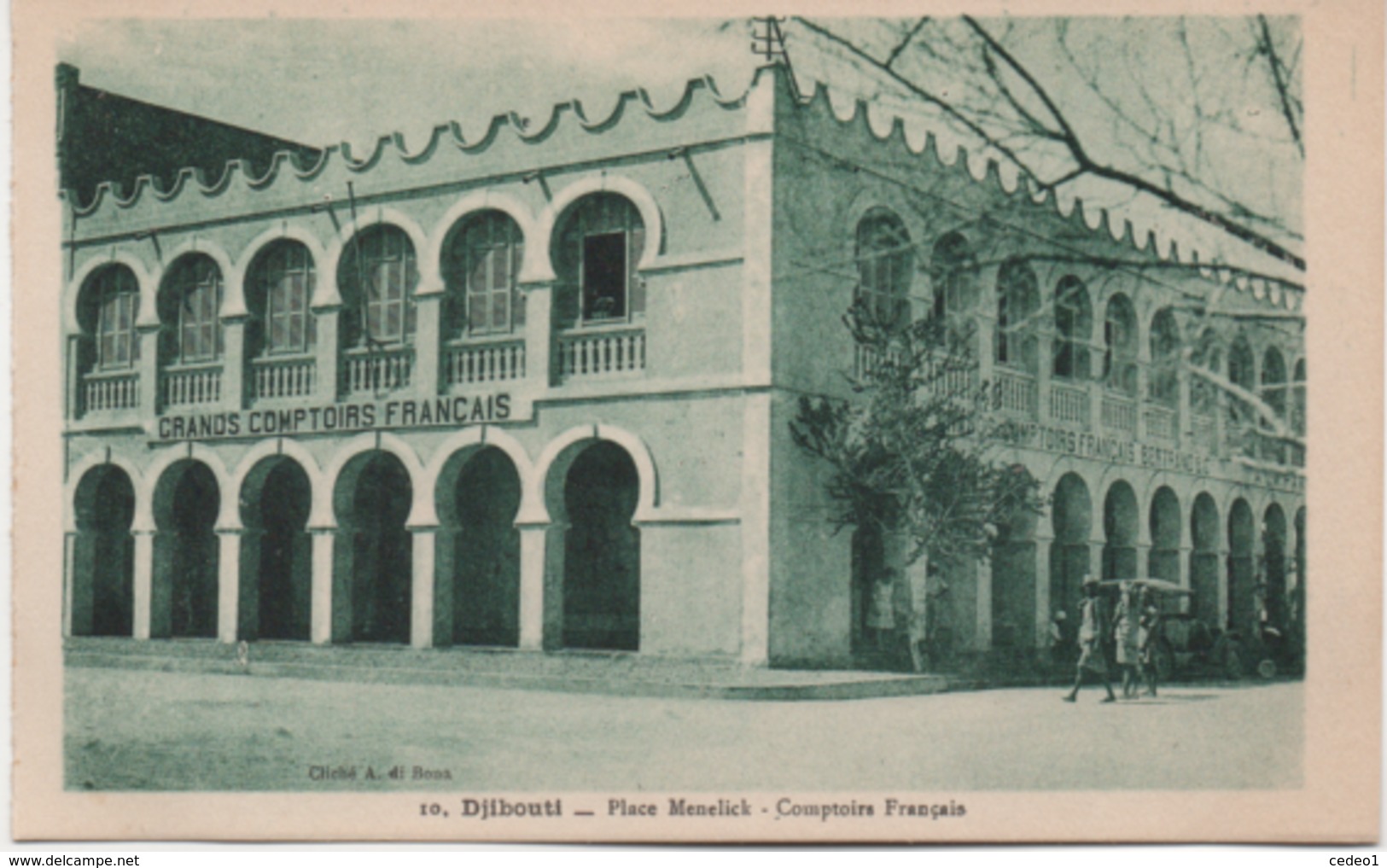 DJIBOUTI   PLACE MENELICK  COMPTOIRS FRANCAIS - Gibuti