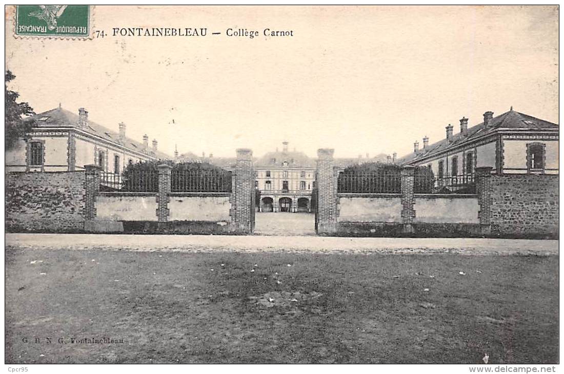 77  . N° 45105 . Fontainebleau . College Carnot - Fontainebleau