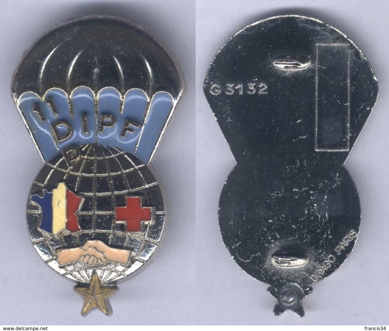 Insigne Du 11e Détachement D'Intervention Parachutiste Féminin De La 11e Division Parachutiste - Services Médicaux