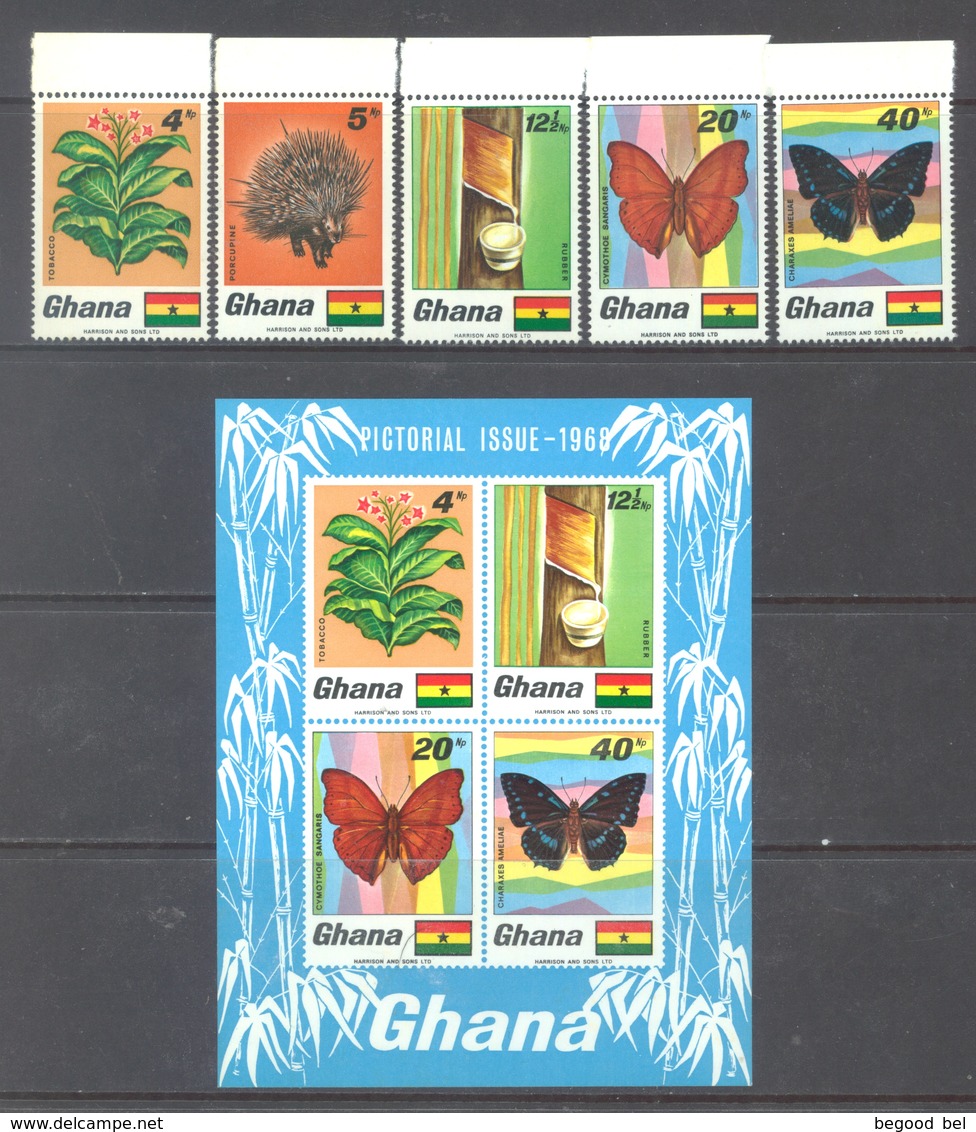 GHANA - 1968 - MNH/** - FLOWERS  - Yv 319-323 BLOC 31 - Lot 17904 - Ghana (1957-...)