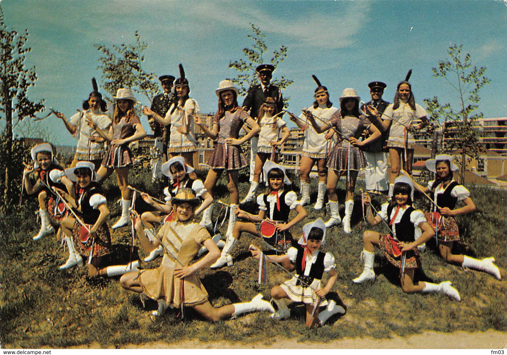 Noisy Le Grand Majorettes Fanfare - Noisy Le Grand