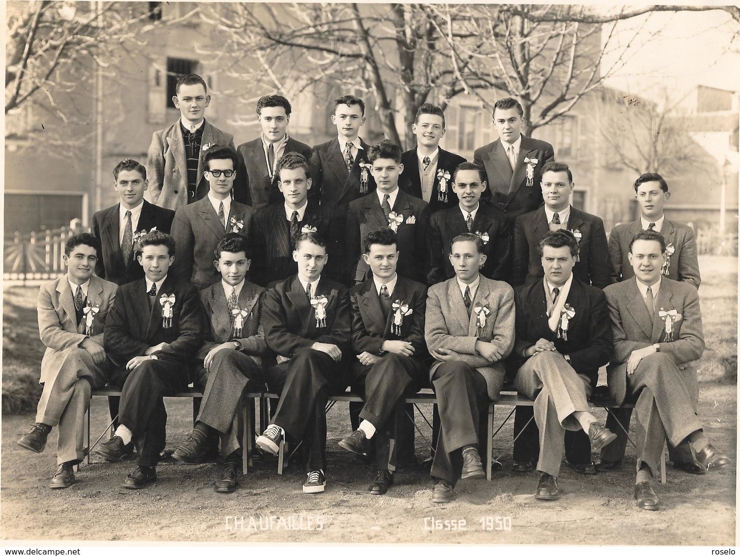 CHAUFFAILLES CLASSE 1950 PHOTO (23,5cm X 17,5cm) - Lieux