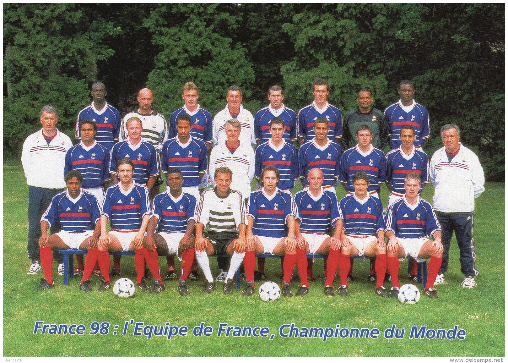 52983  Cpm  Football Mondial 1998  - L'Equipe De France - Fútbol