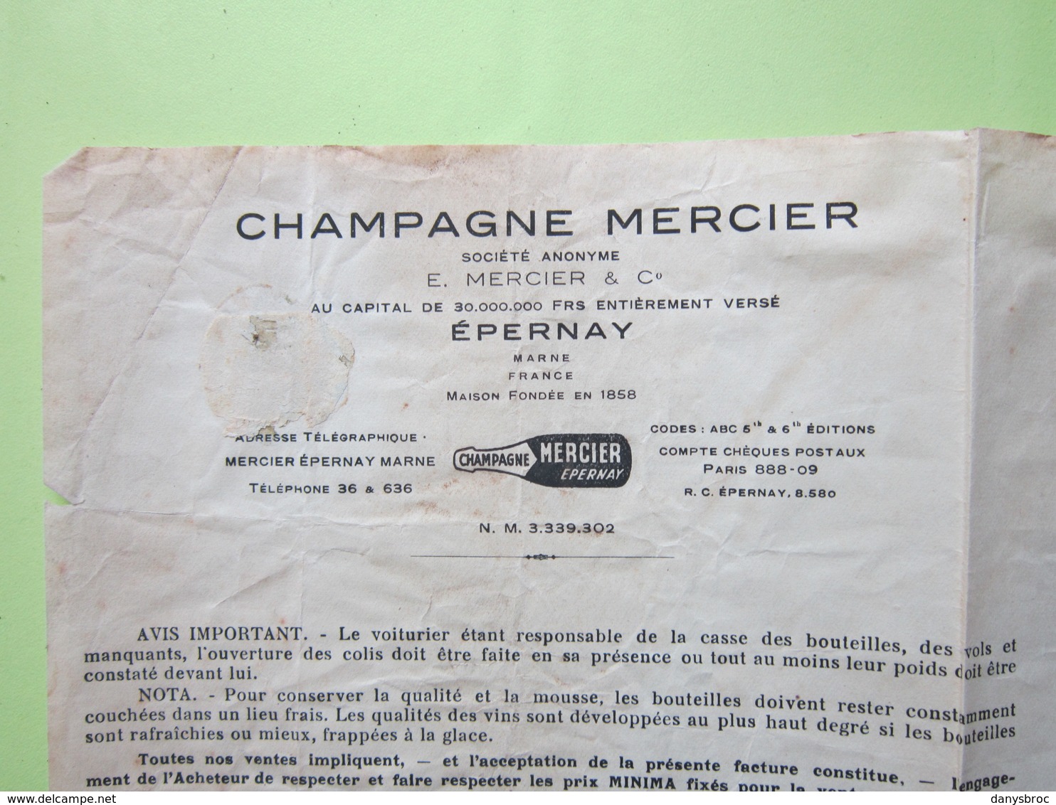 Facture Document - (par GARE) CHAMPAGNE MERCIER à EPERNAY (51) Pour Prémery (58) Le 19/05/1943 - 1900 – 1949