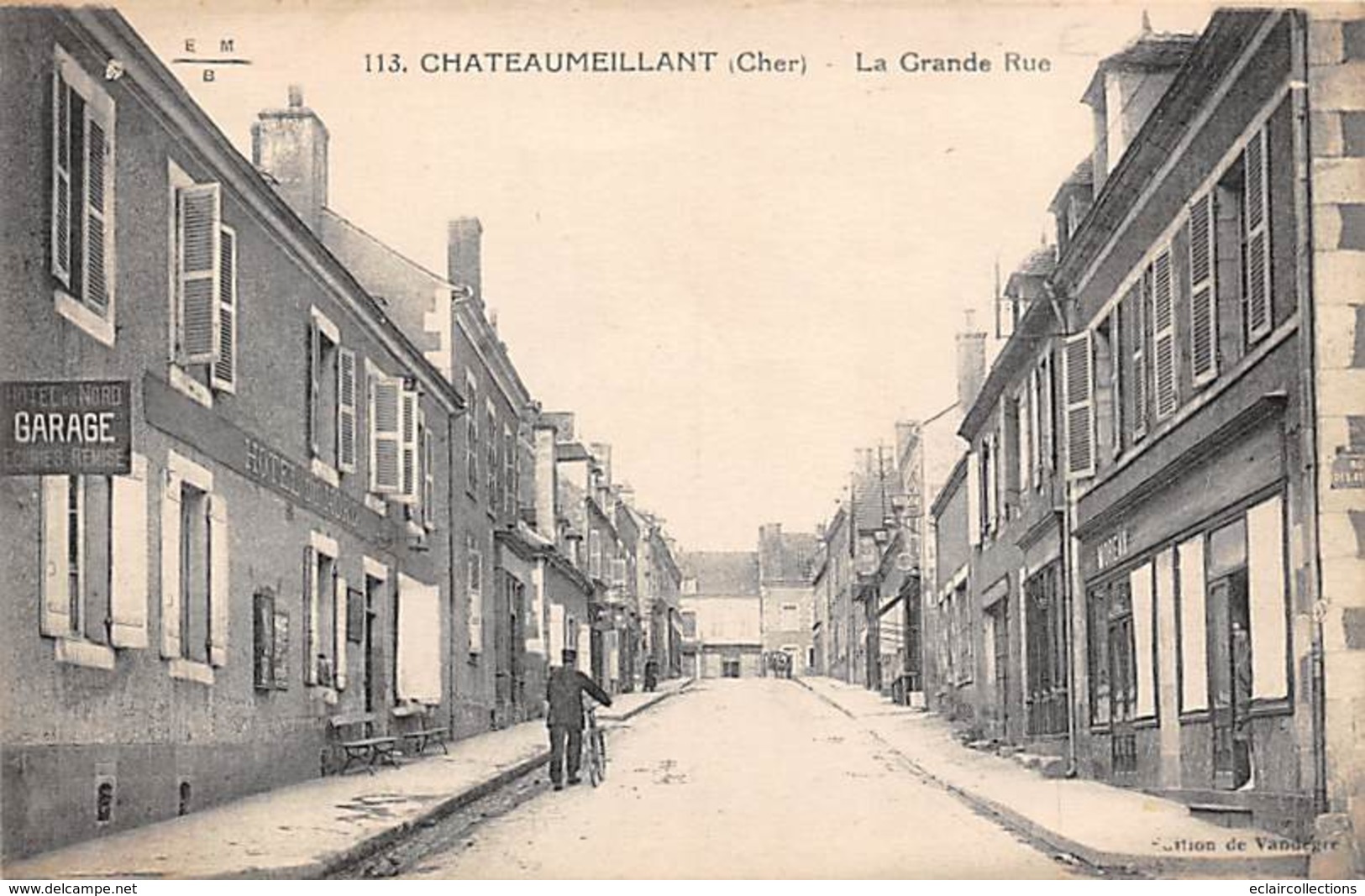 Chateaumeillant    18           La Grande Rue      ( Voir Scan) - Châteaumeillant