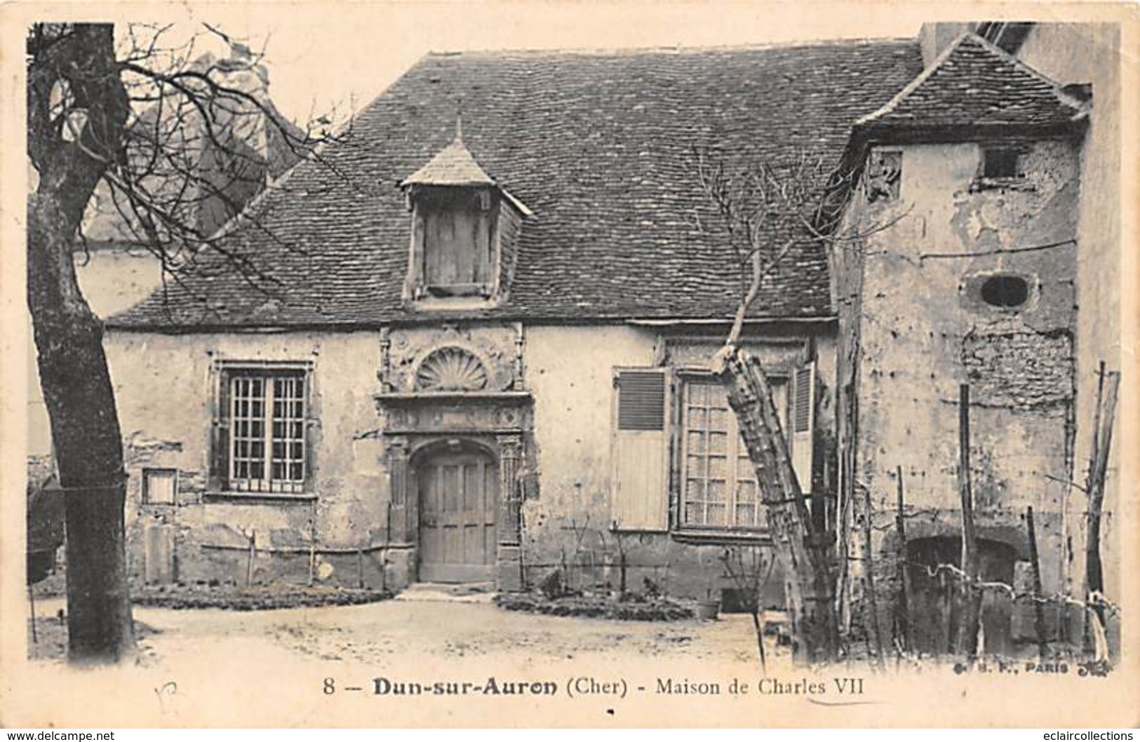 Dun Sur Auron         18        Maison De Charles VII          (voir Scan) - Dun-sur-Auron