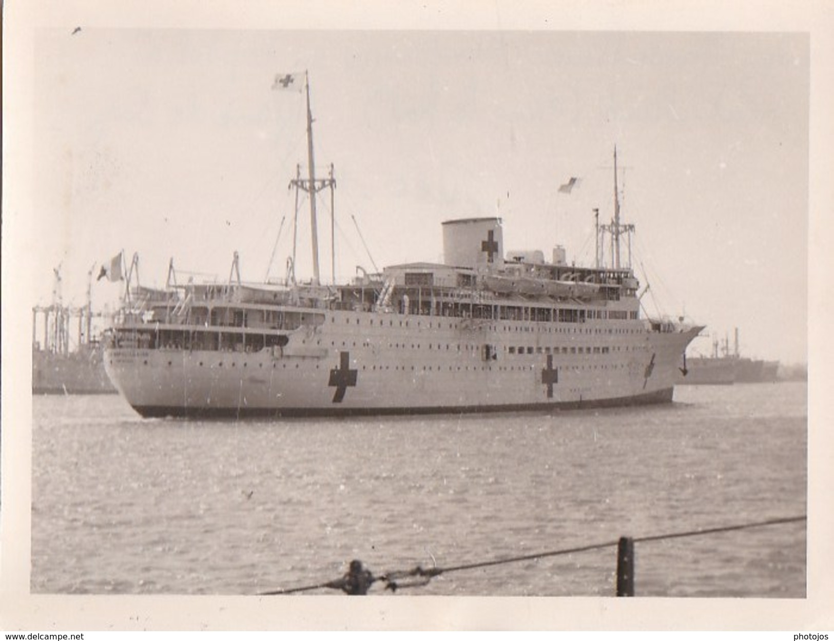 8 Photos Prises En Mer  Lors De "l'affaire De Suez" (Chypre Egypte) En 1956 - Guerre, Militaire