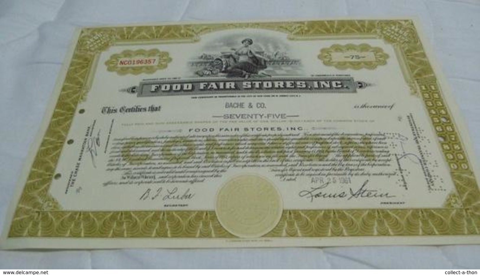 100 DIFFERENT ANTIQUE U.S. STOCK CERTIFICATES (1940's-1980's) in EXCELLENT CONDITION