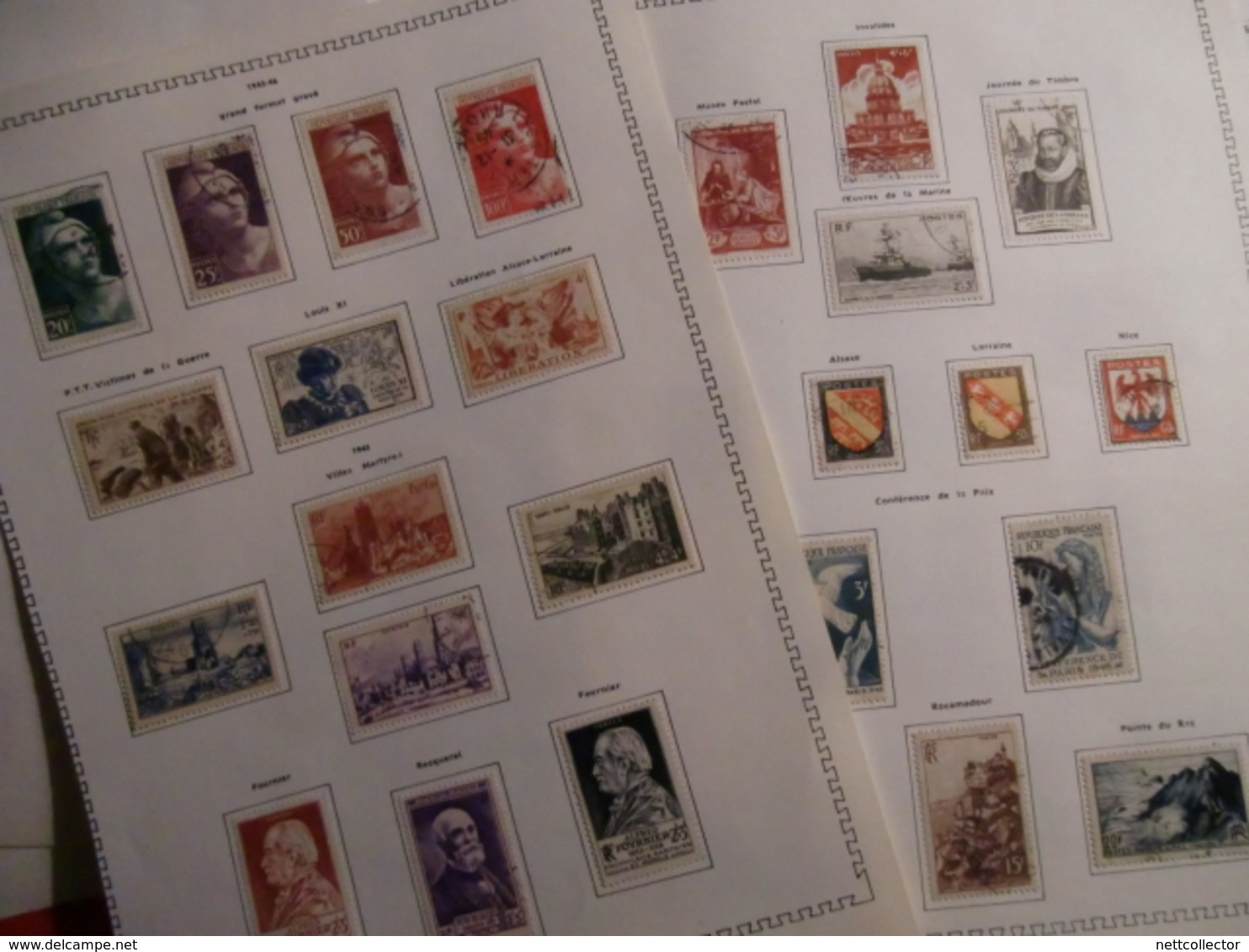 FRANCE TB COLLECTION + 4000 TIMBRES CLASSIQUES & SEMI MODERNES NEUFS et OBLITERES / + 200 FEUILLES  A SAISIR