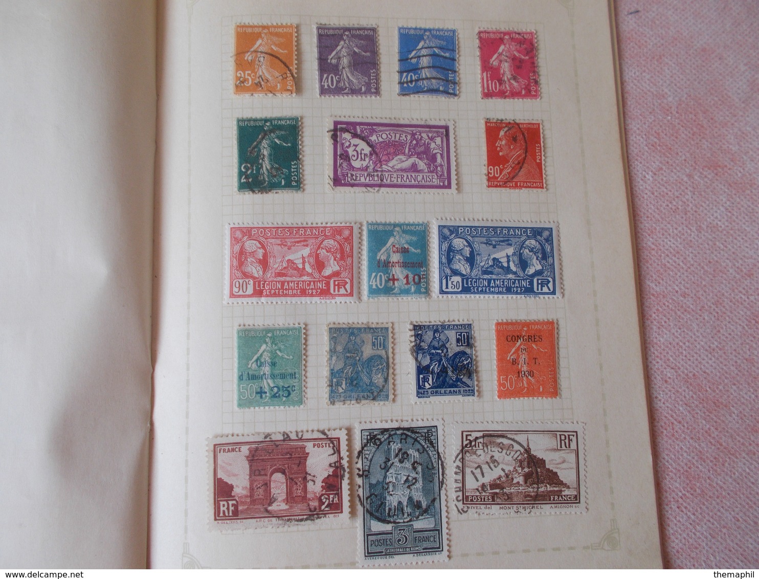 lot n° 258  FRANCE un bon lot d'obliteres 1 cahier d'écolier + 1 classeur     / no paypal