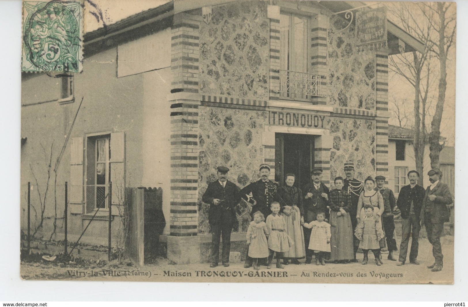 VITRY LA VILLE - Maison TRONQUOY GARNIER - Au Rendez-vous Des Voyageurs - Vitry-la-Ville