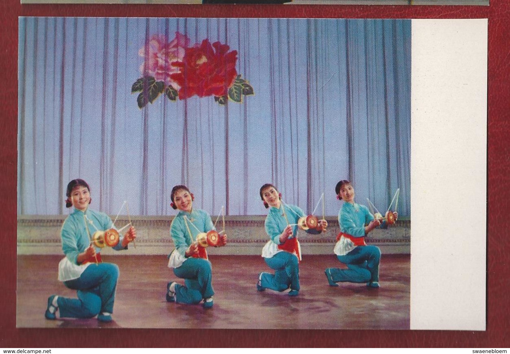 CN.- CHINA.CIRCUS.12 Kaarten Met Omslag. 12 Cards With Envelope. Chinese Artiesten, Acrobaten. - Circus
