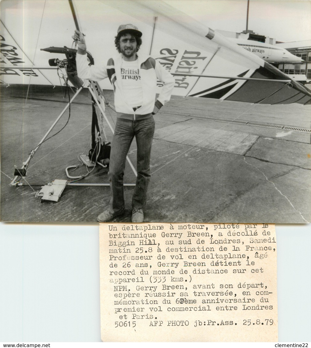 Deltaplane Traversée De La Manche * Britannique Gerry Breen   * Afp Press     ( Scan Recto Et Verso ) 18 X 12.5 - Sport