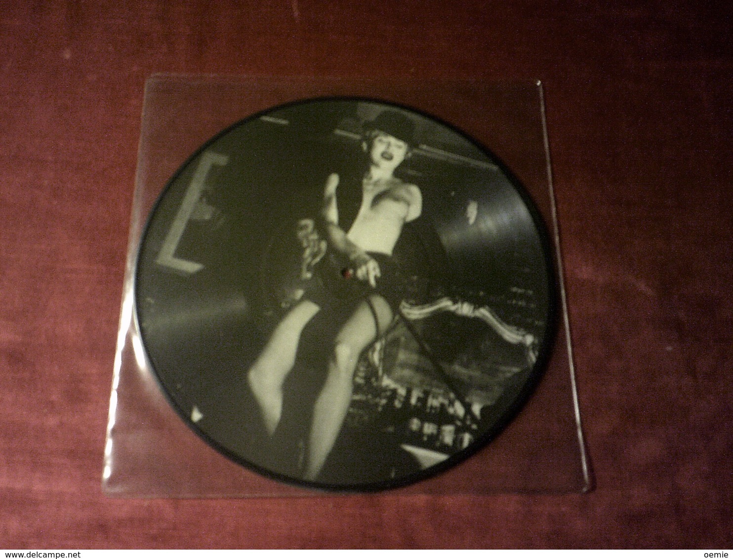 MADONNA  °°  INTERVIEW     PICTURE DISQUE  MAD 10P  25 CM - Formats Spéciaux