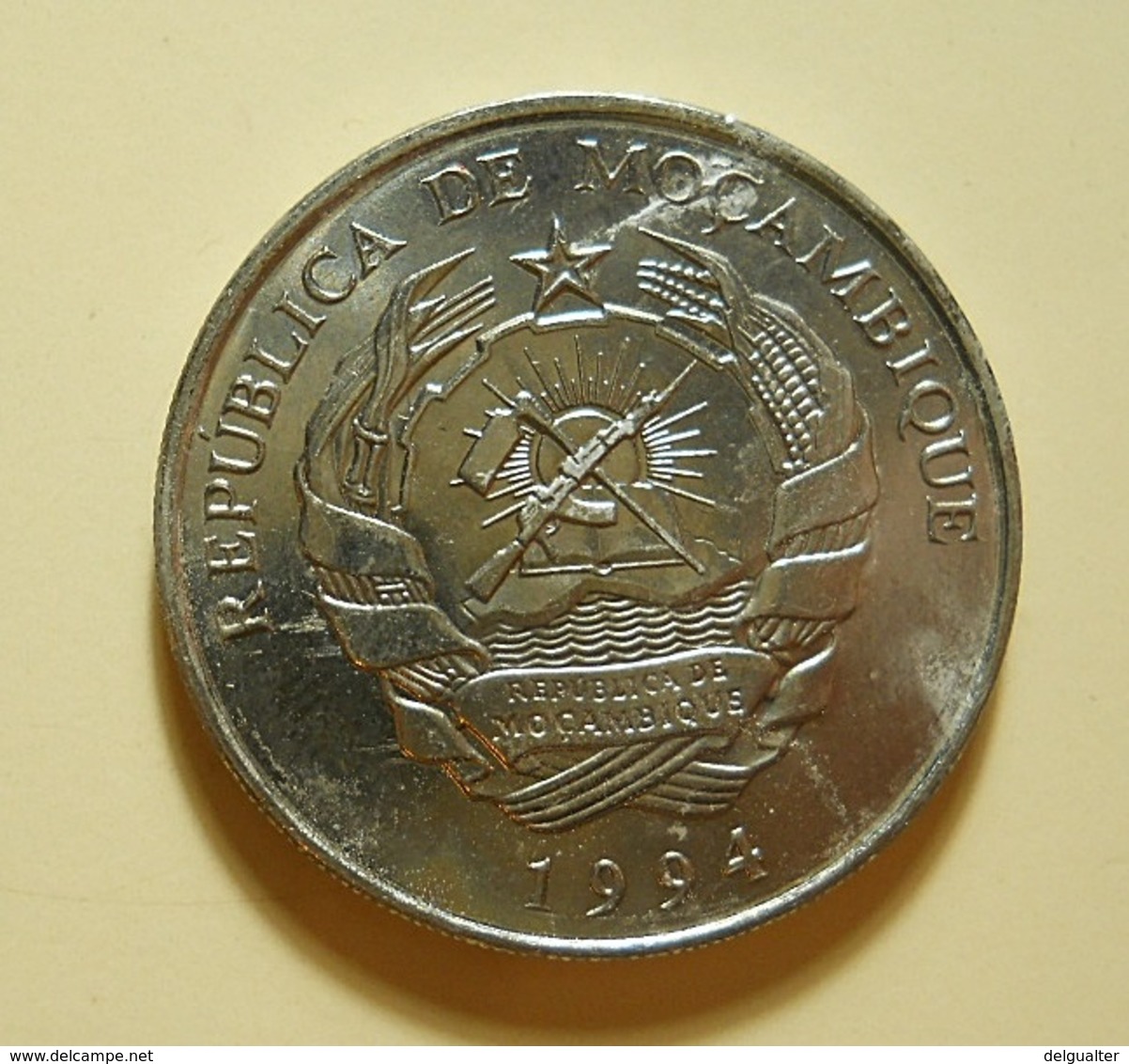 Mozambique 100 Meticais 1994 - Mozambique