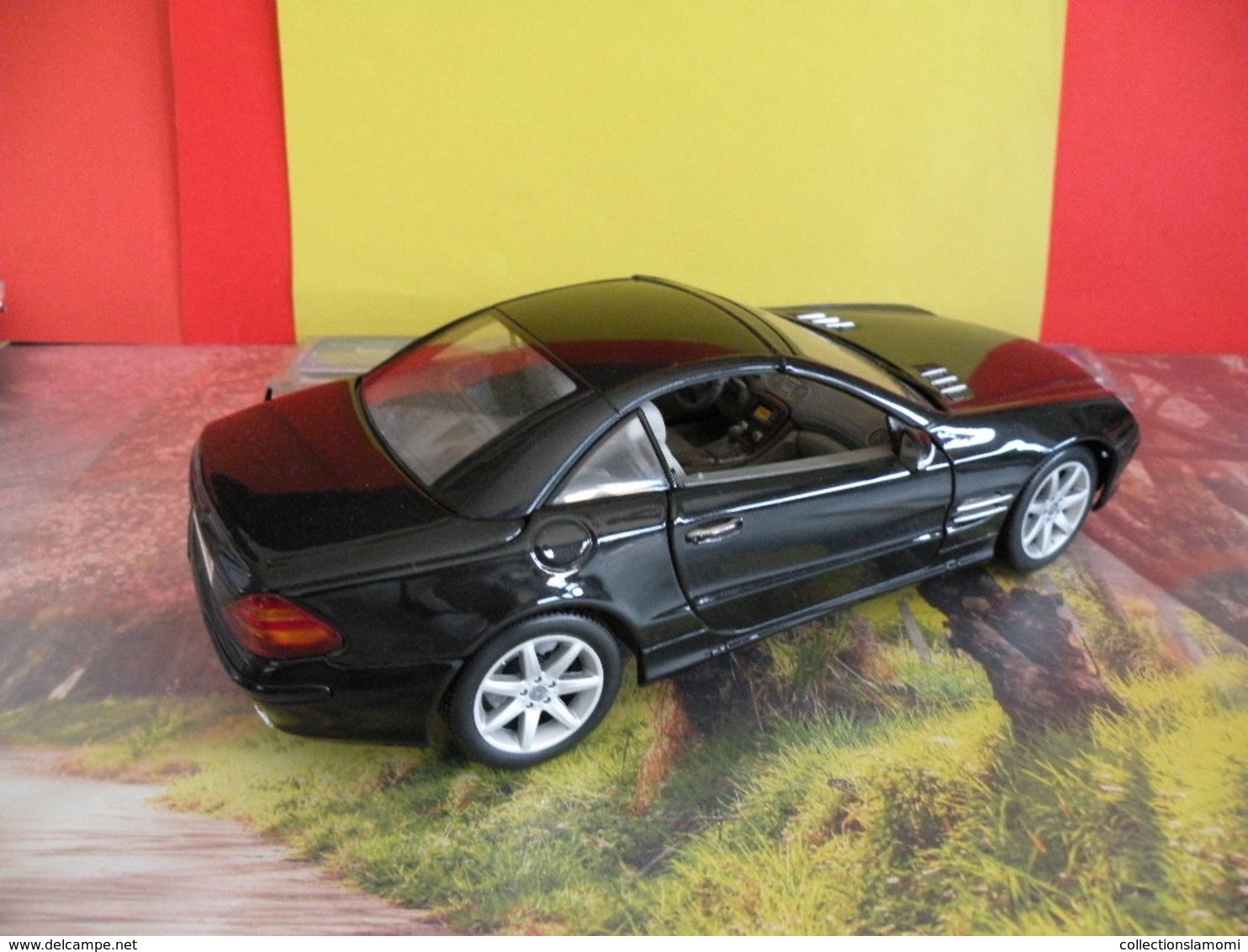 Mercedes Benz SL Class - Métal Neuf - 1/18 - Maisto - Sans Boite - Maisto