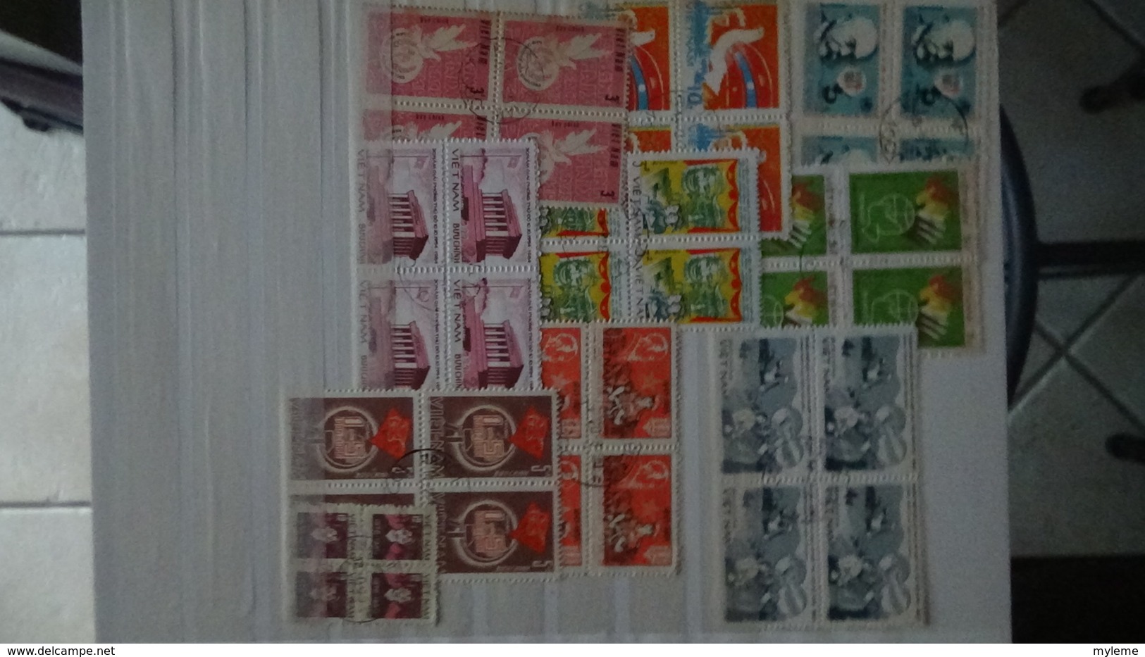 Collection timbres et blocs oblitérés et ** du Viet Nam. Pas commun !!!