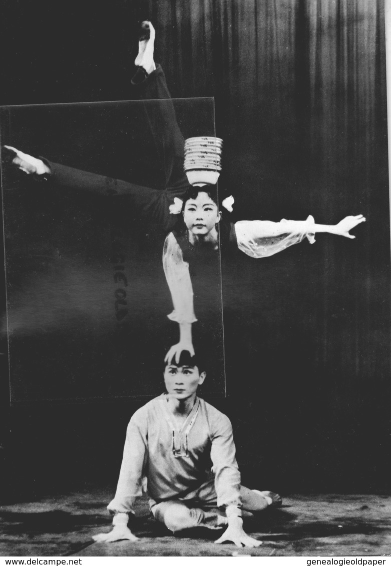 CHINE- PROGRAMME CIRQUE DE PEKIN-TOURNEE 1984-ENSEMBLE ACROBATIQUE DE CHONGQING-DANSE LION-DRAGON-SUN SHUI LIANG-SHEN YI
