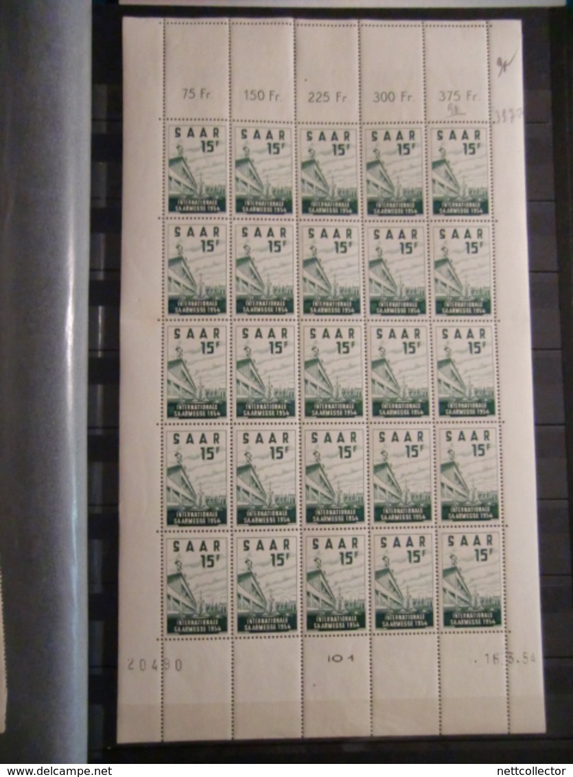 GROS CLASSEUR TIMBRES Dont RARES De SARRE / ATTENTE De RANGEMENT D'UN BON COLLECTIONNEUR/+ 1700 Timbres A VOIR!!! - Collections (en Albums)