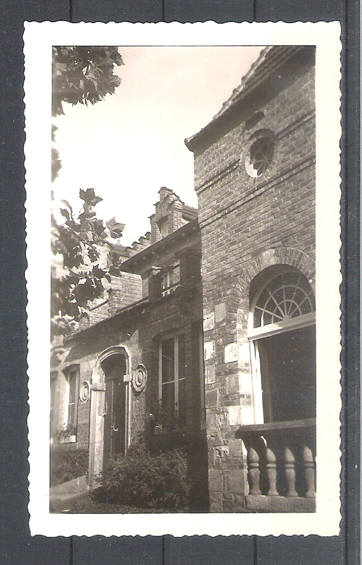 Photographie Partie De La Façade Du Château D'Herchies En 1960 - Lieux