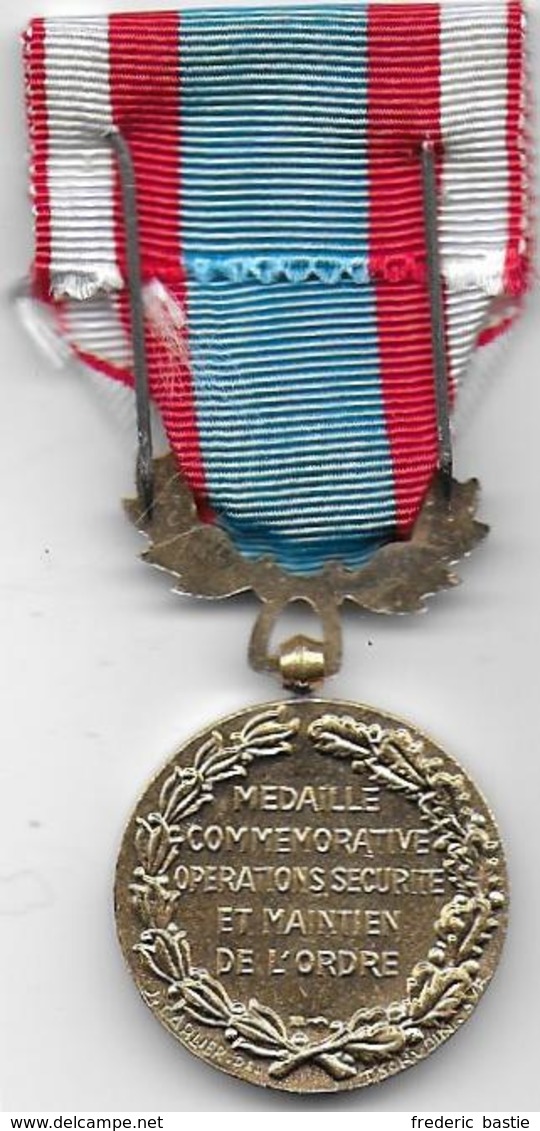 Médaille Commémorative Opérations Sécurité Et Maintien De L' Ordre ( Afrique Du Nord ) - France