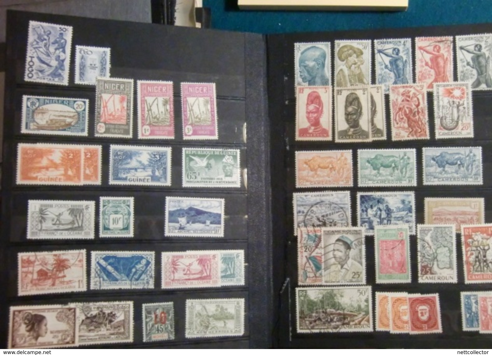 CARTON CONTENANT UN ENSEMBLE DE + 1800 TIMBRES DES COLONIES FRANCAISES / A DECOUVRIR!!!