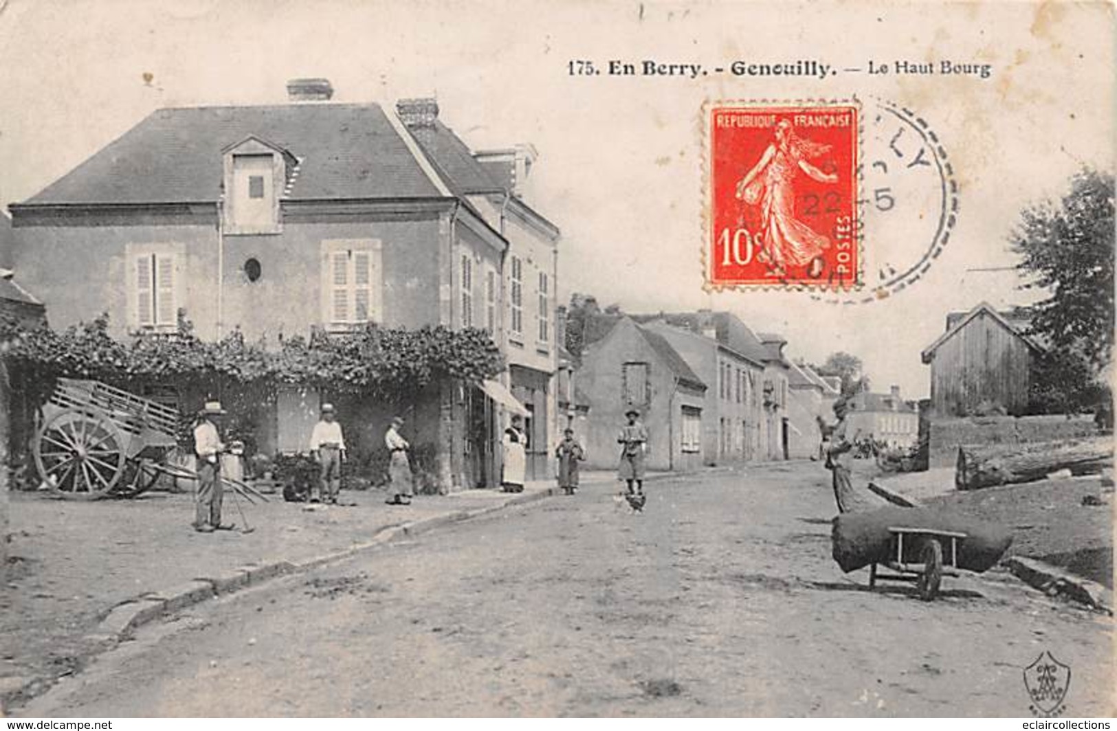 Genouilly        18       Le  Haut Bourg        ( Voir Scan) - Autres & Non Classés