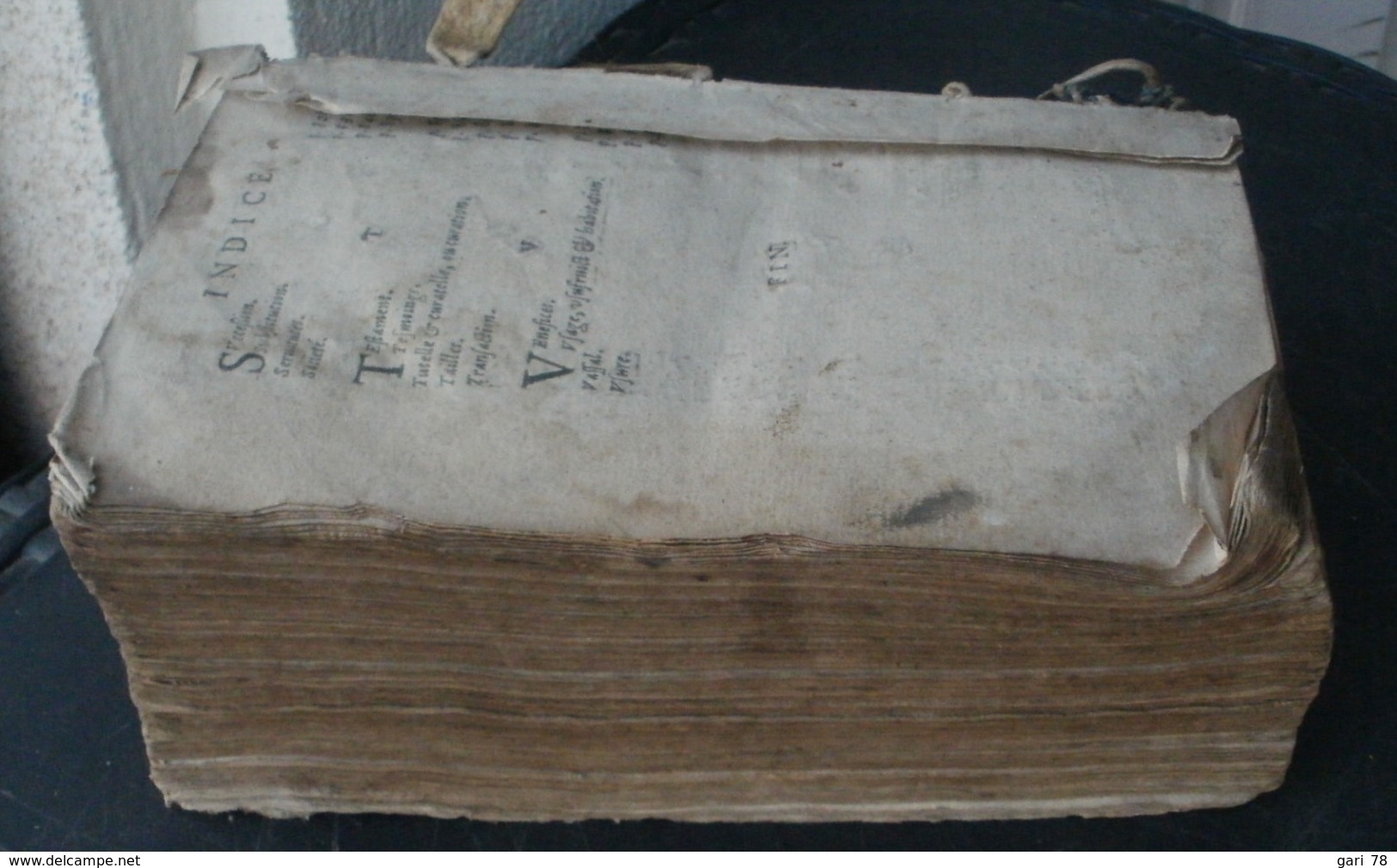 1614 Memorables observations du droit français au civil et canonic / Loys CHARONDAS LE CARON