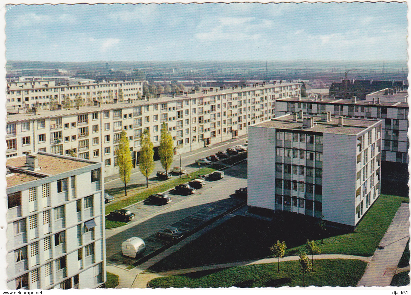 78 - TRAPPES - Ville Nouvelle / Voitures, Automobiles - Trappes