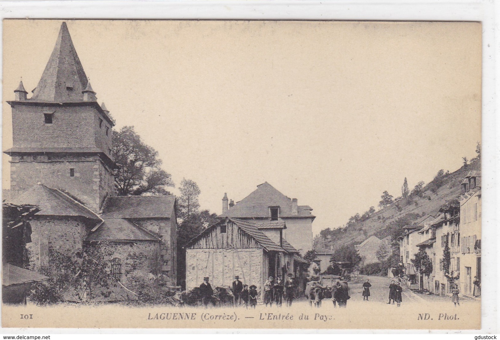 Corrèze - Laguenne - L'entrée Du Pays - Autres & Non Classés