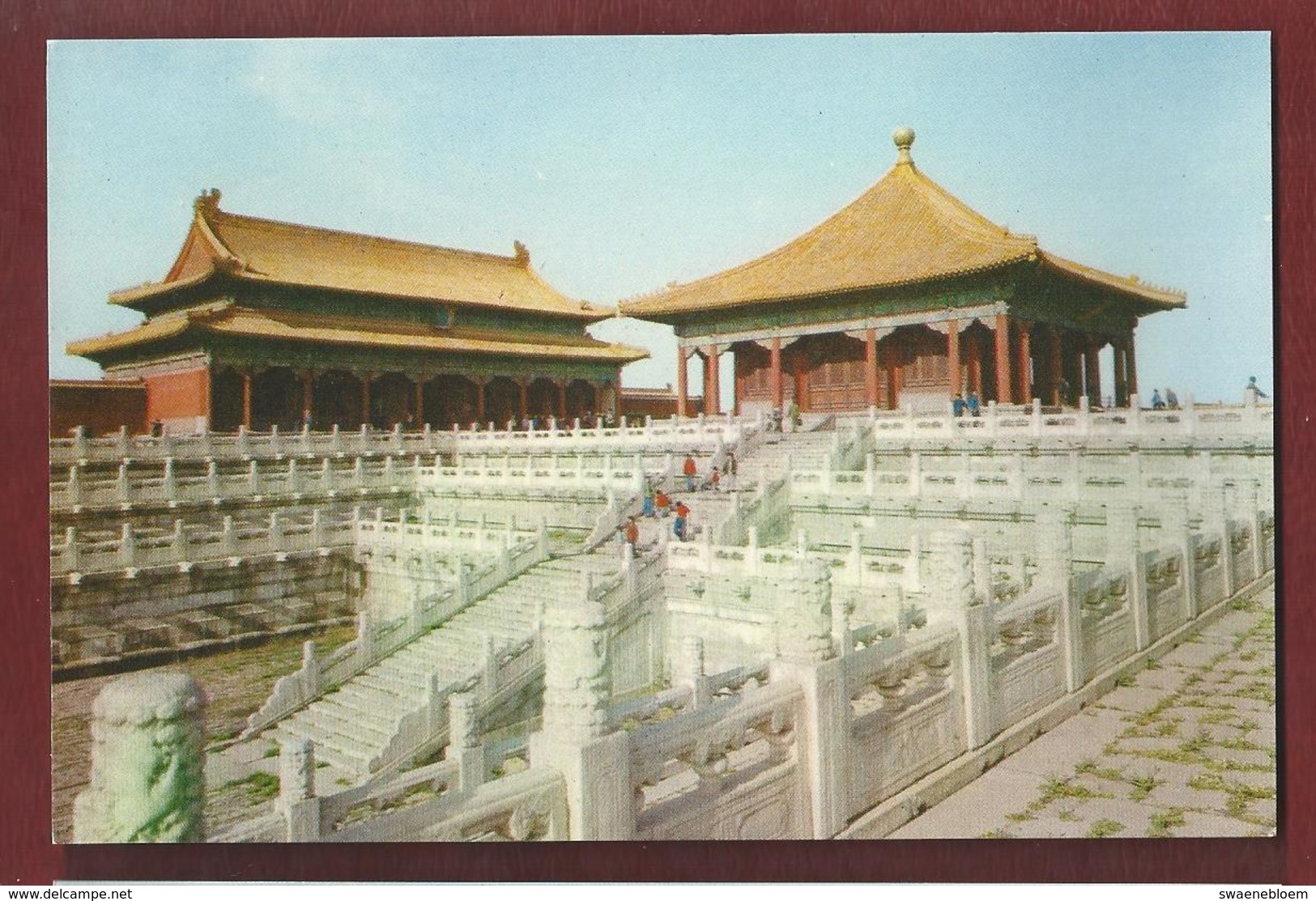 CN.- CHINA. CITY in the FORMER IMPERIAL PALACES. PEKING. 10 Cards  1977.