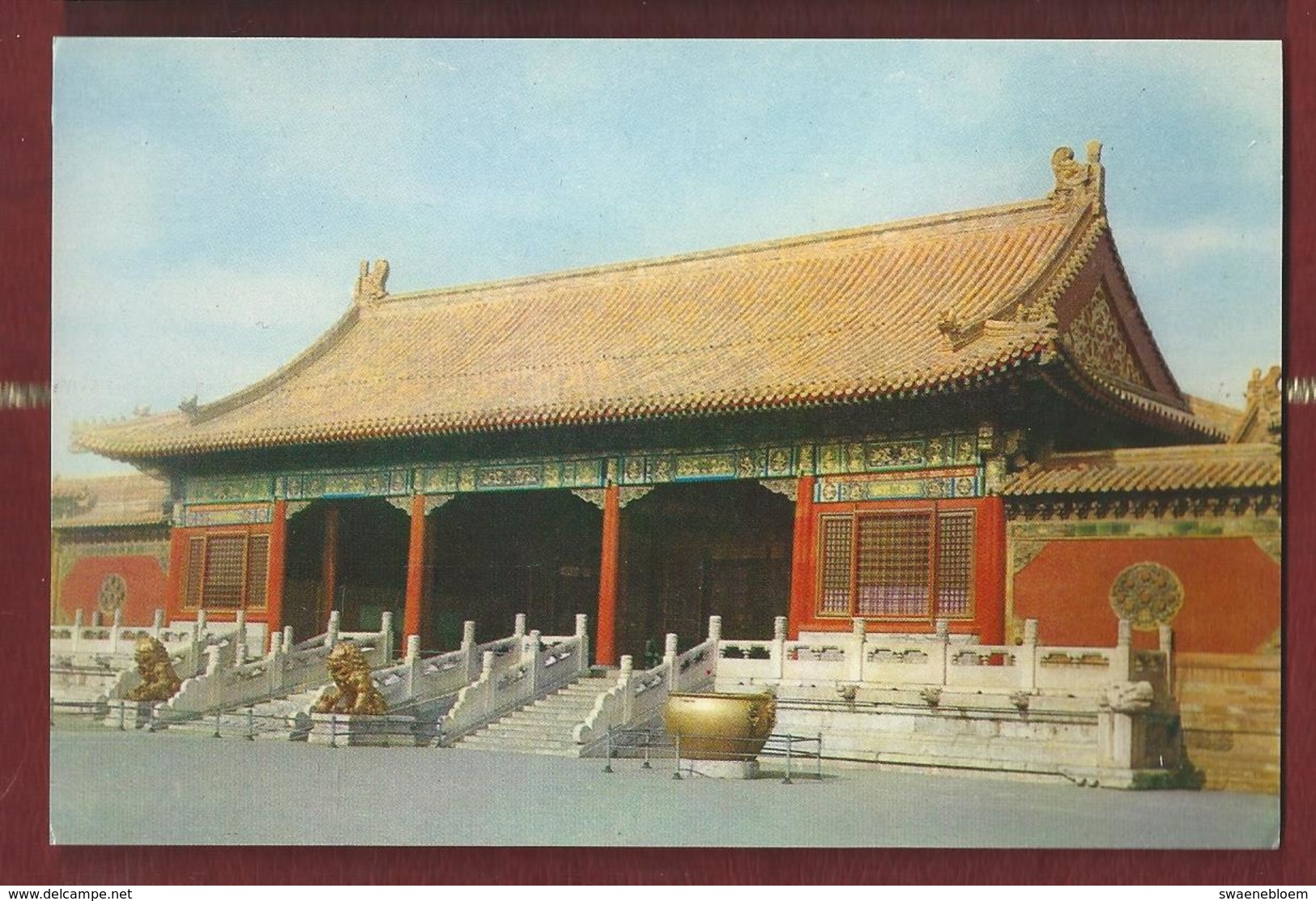 CN.- CHINA. CITY in the FORMER IMPERIAL PALACES. PEKING. 10 Cards  1977.