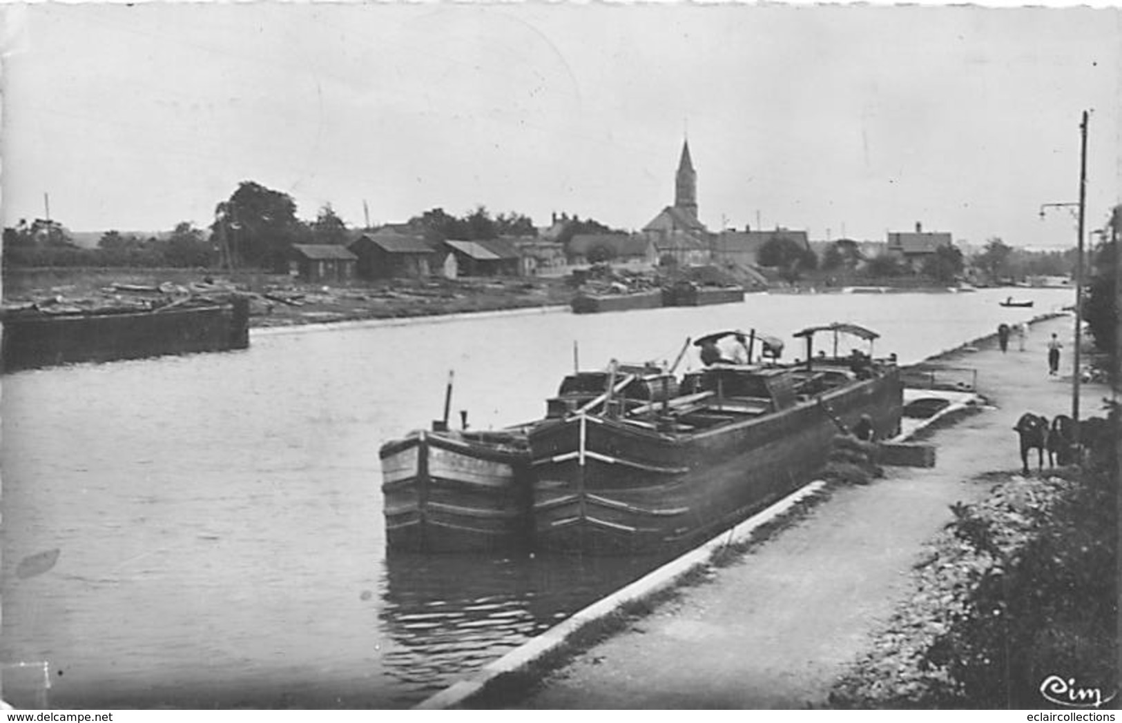 Marseilles Les Aubigny      18       Le Port. Péniche     (voir Scan) - Other & Unclassified