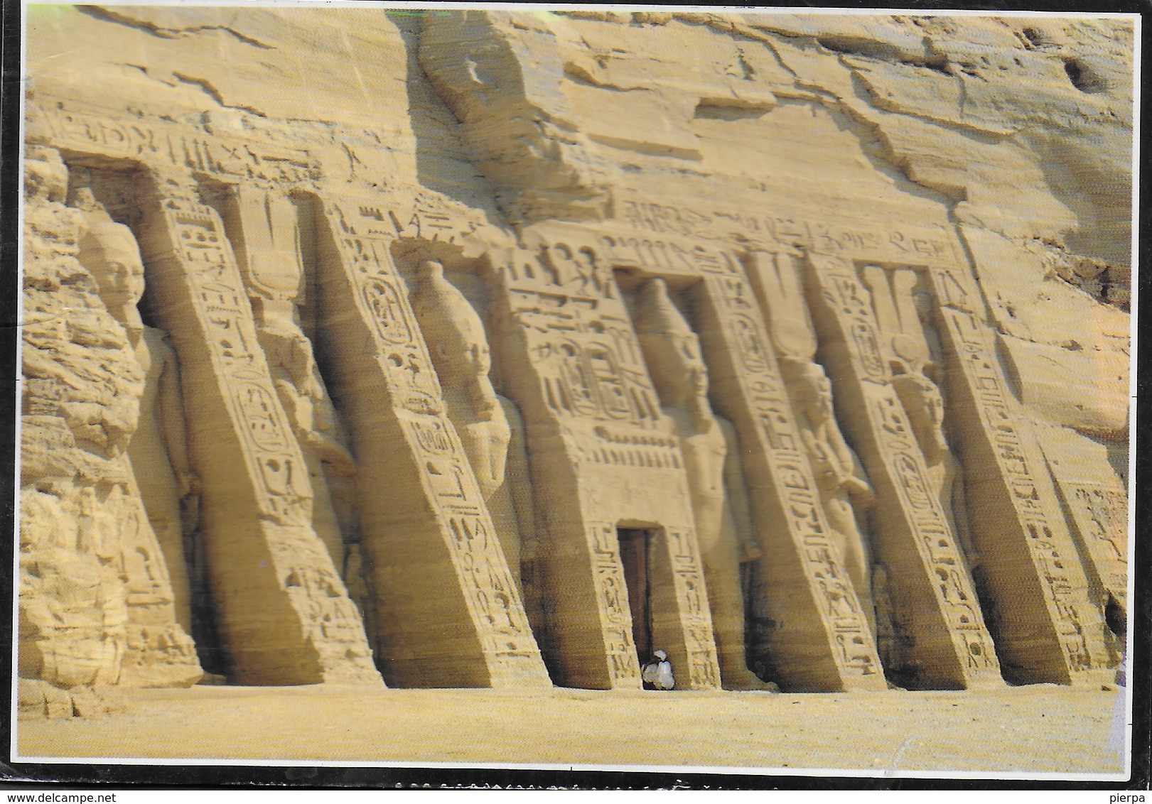 EGITTO - ABU SIMBEL - TEMPIO DI NEFERTARI - FORMATO GRANDE 17X12 - VIAGGIATA 2001 FRANCOBOLLO ASPORTATO - Abu Simbel