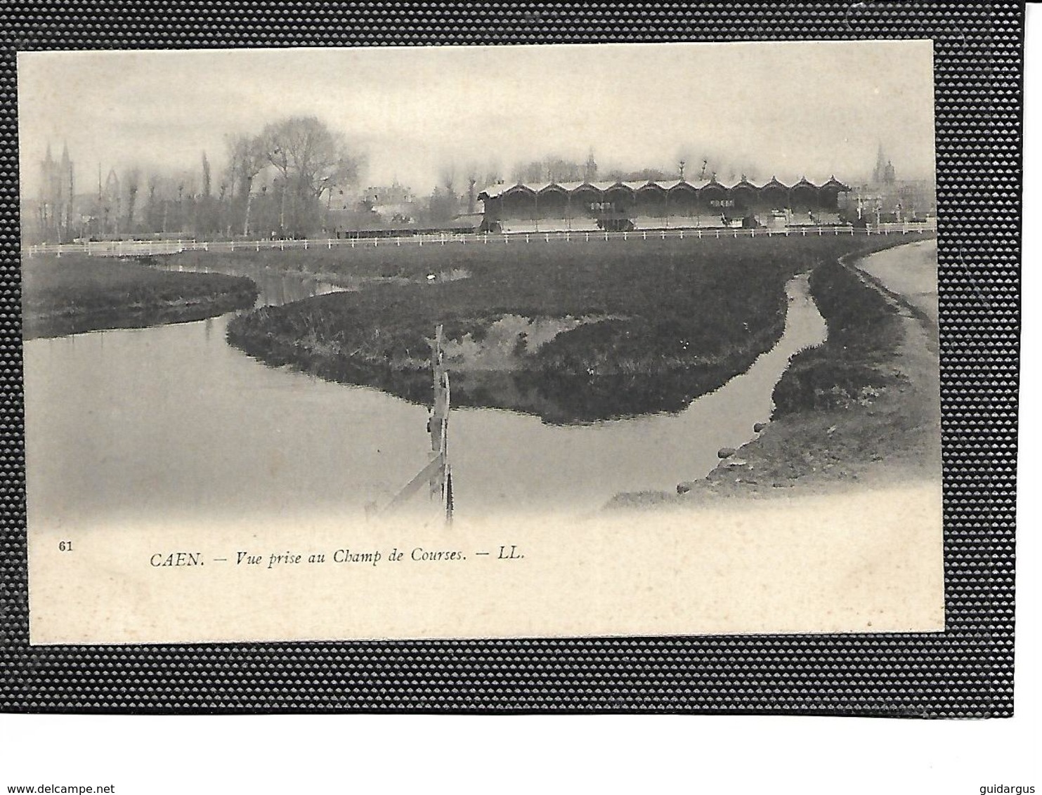 14-CAEN-Une Vue De L'Hippodrome Champ De Courses De Chevaux En 1900 - Caen