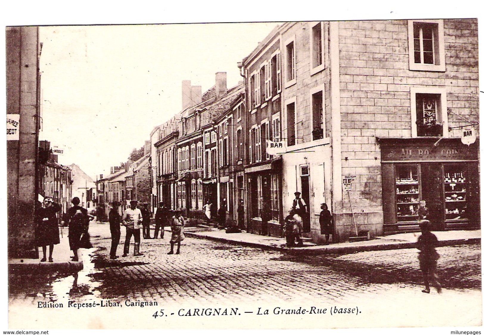 08 ARDENNES Animation Dans Le Bas De La Grande Rue De CARIGNAN - Sonstige & Ohne Zuordnung