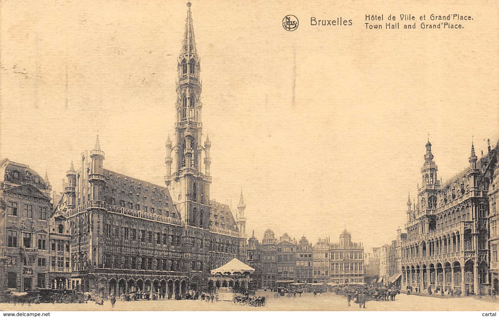 BRUXELLES - Hôtel De Ville Et Grand'Place - Marktpleinen, Pleinen