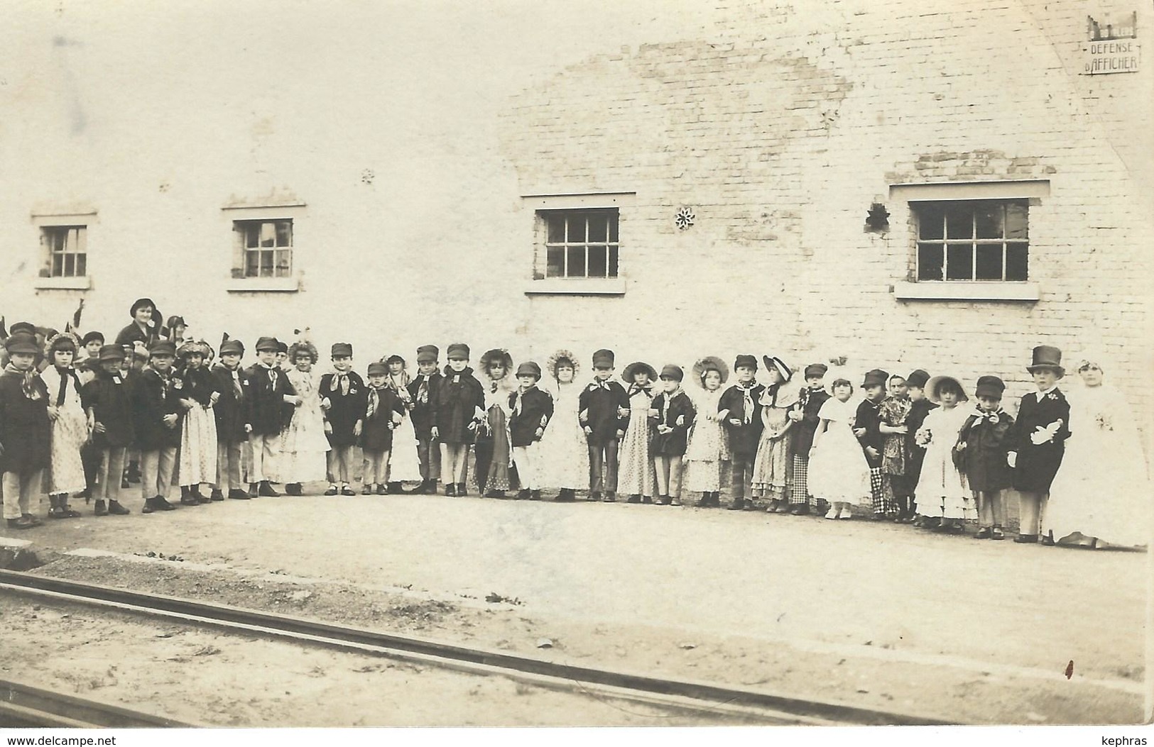 CHIMAY : Carte Photo - 1930 Groupe D'Enfants - Rue De Bourlers - Chimay