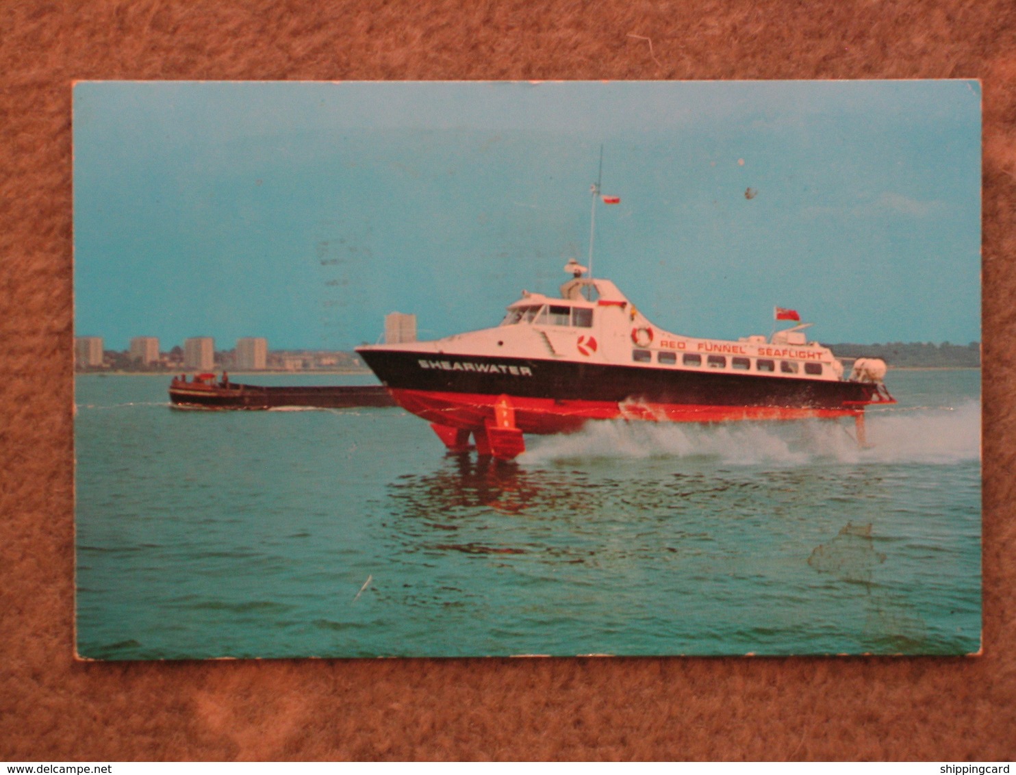 RED FUNNEL SHEARWATER HYDROFOIL IN SOUTHAMPTON WATER - Ferries