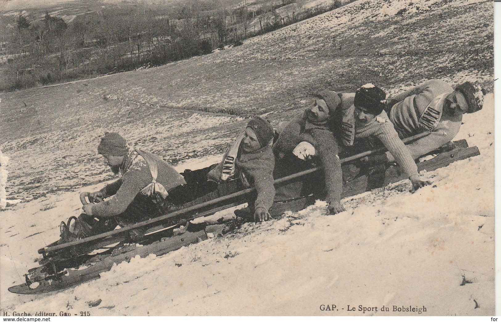 Hautes-alpes : GAP : Le Sport Du Bobsleigh ( Sport ) Déchirure Centre Gauche 1cm - Gap