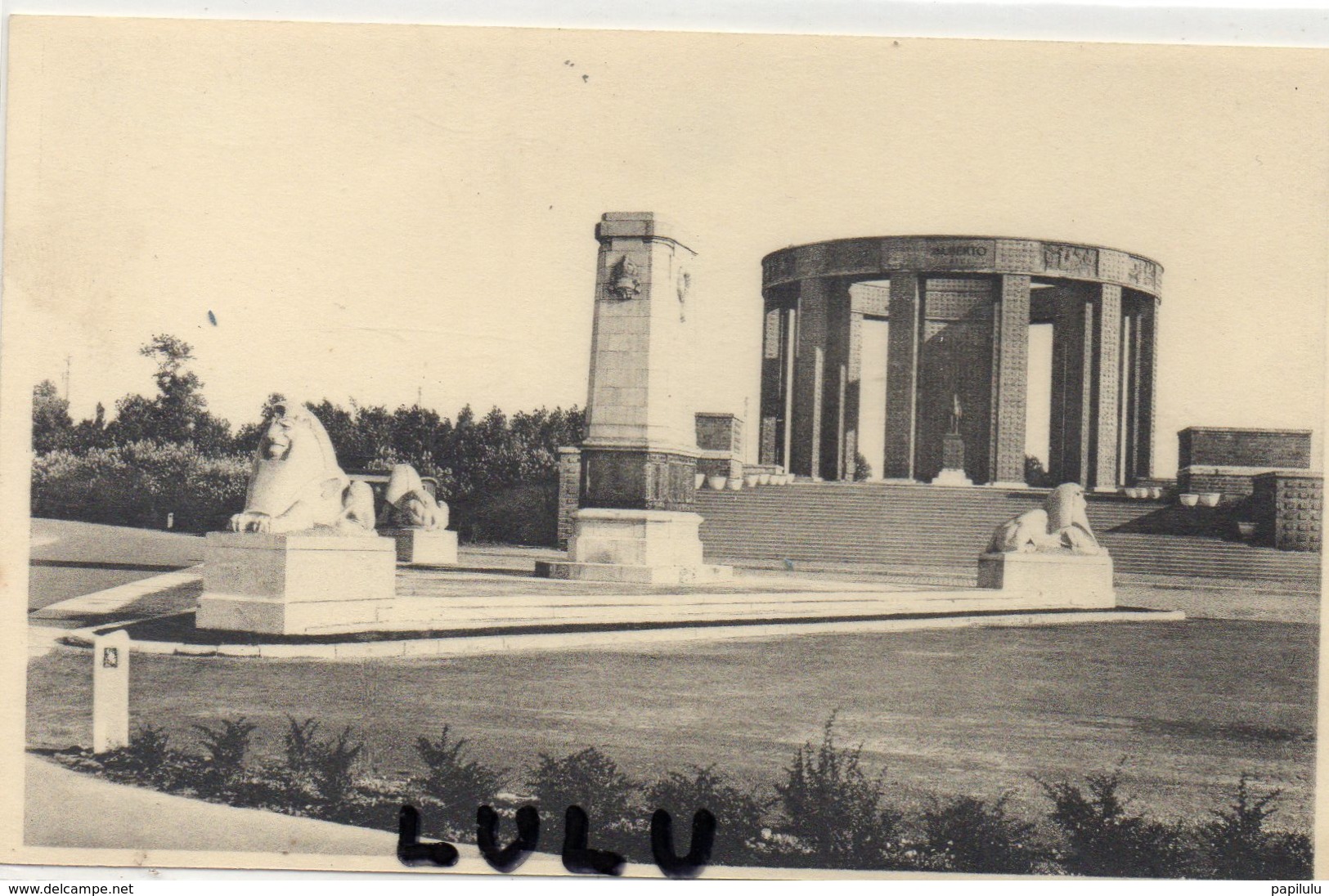 BELGIQUE : édit. Ern Thill : Nieuport Monument Du Roi Albert A L Yser - Nieuwpoort