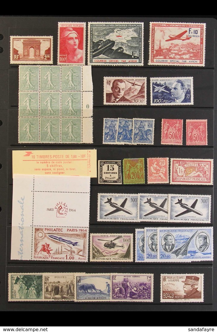 1925-49 MINT STOCK - CAT £13,750+ EXTENSIVE STOCK Of Correct Horizontal Pairs With Much In Blocks Of Four Or Larger, Arr - Non Classés