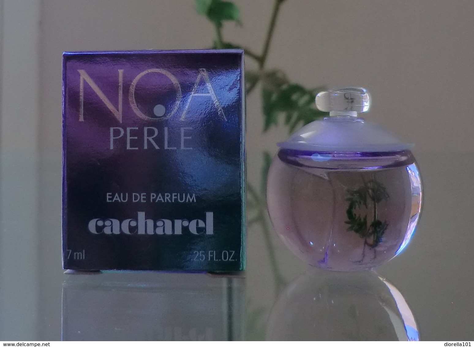 NOA PERLE - EDP 7 ML De CACHAREL - Miniatures Femmes (avec Boite)