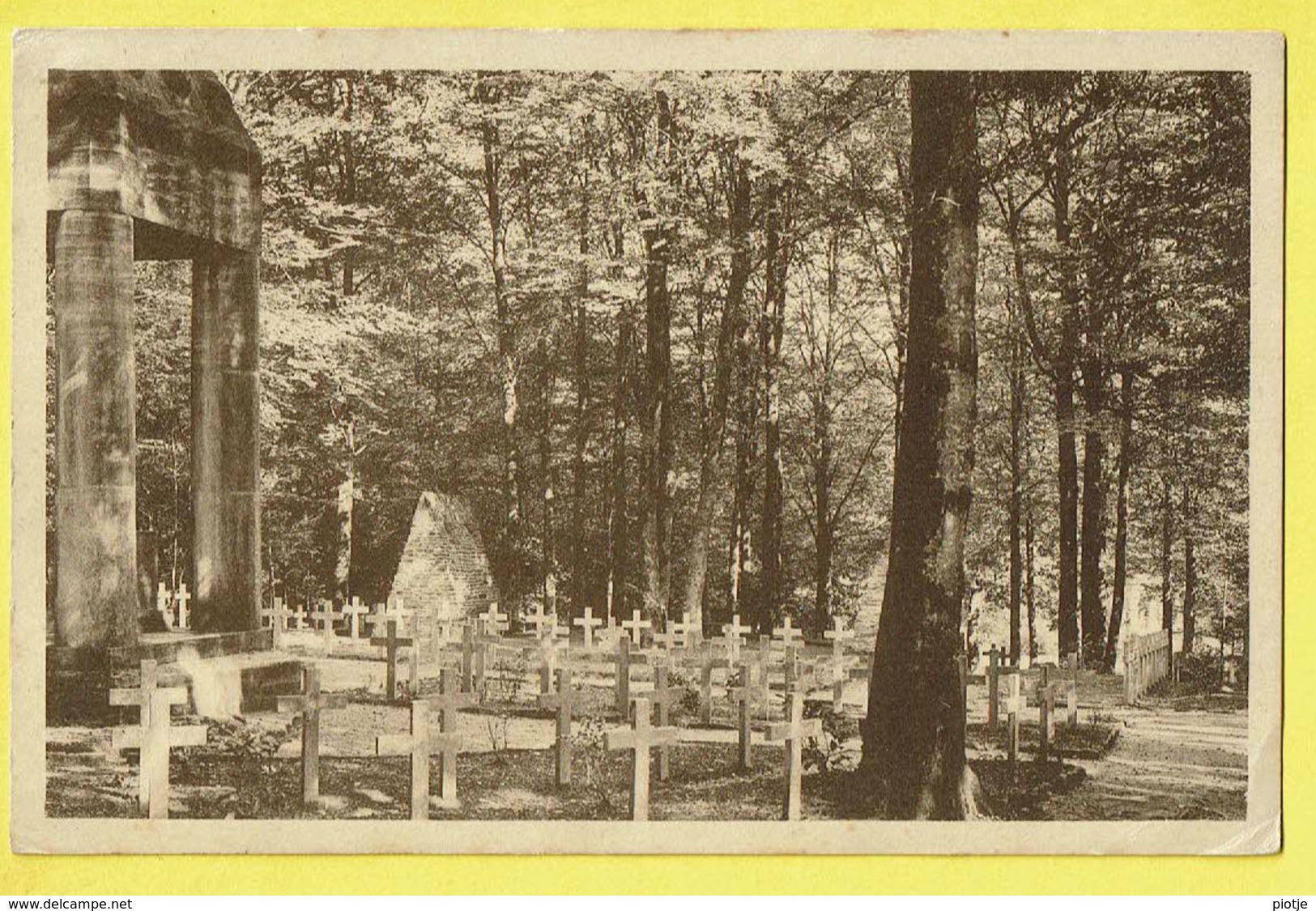 * Rossignol (Luxembourg - Tintigny - La Wallonie) * (Desaix) Intérieur Du Cimetière, Entrée De La Foret, Cemetery, Rare - Tintigny